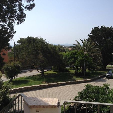 Bed and Breakfast Il Ginepro Di Стинтино Экстерьер фото